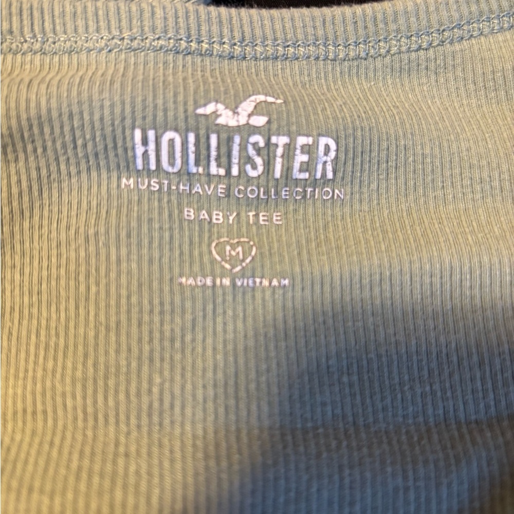 Hollister Men's Olive Sweater